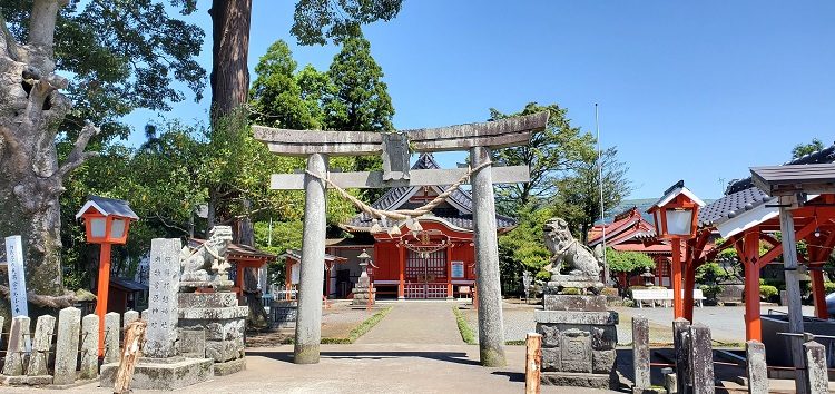 shrine_entrance