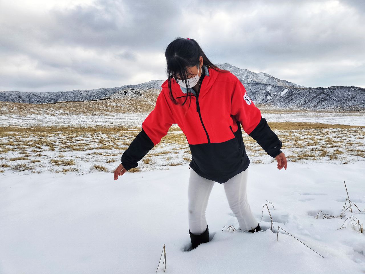 冬天草千里玩雪