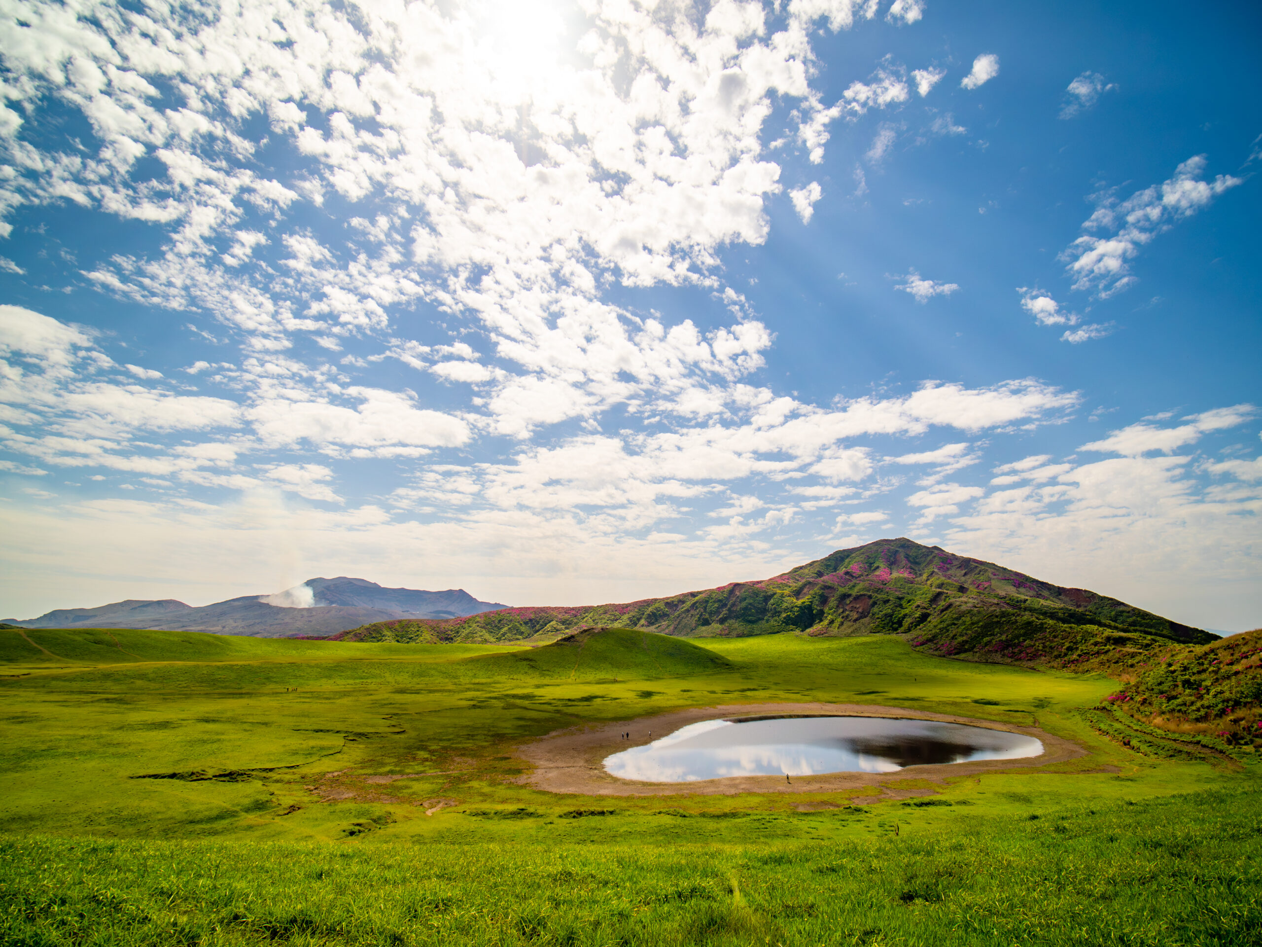 View of Nakadake Crater from Kusasenri